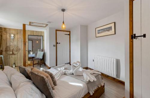 Bridford House | Angler's Cottage - Short Stays UK Ltd