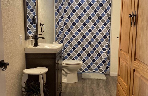 Howe House | Angler's Place at Pigeon Lake