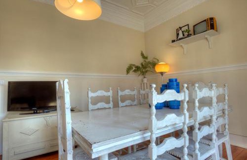 Lisbon Old Town Apartment | Angola 1 - 6 Bedrooms