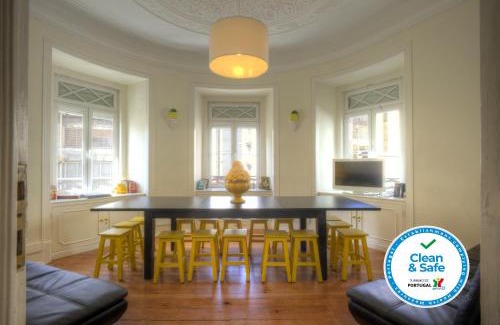 Lisbon Old Town Apartment | Angola Apartment - 8Bedrooms