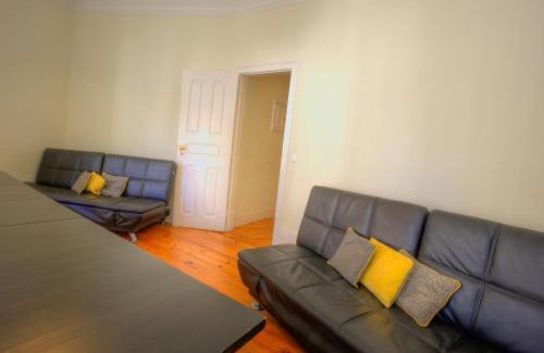 Lisbon Old Town Apartment | Angola Apartment - 8Bedrooms