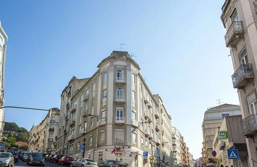 Lisbon Old Town Apartment | Angola Apartment - 8Bedrooms