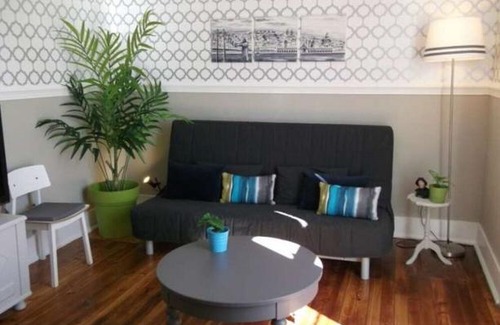 Lisbon Old Town Apartment | Angola Top Floor 6 Bedrooms