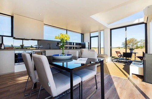 Eurunderee Apartment | Angourie Studio Mudgee