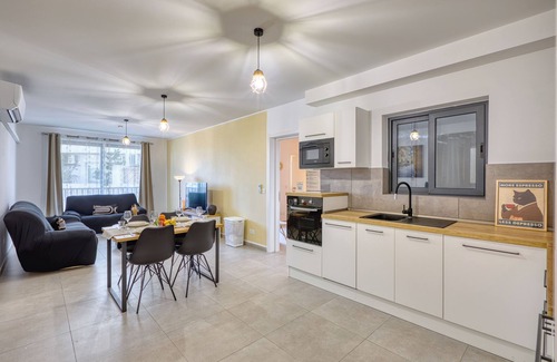 Msida Apartment | Anita's Modern Apartment - Near Sliema, Valletta, St Julian's