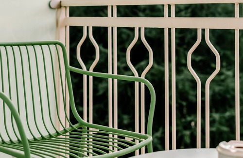 Rho House | Anjoy & Bleev Rooms | OWL | Queen French bed room