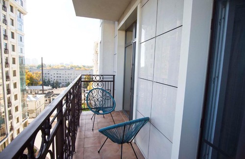 Prymors'kyi district Apartment | Anna Apartment