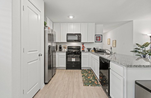 Anna House | Anna Haven, Cozy Family retreat