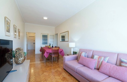 Vila Nova de Gaia Apartment | Anna´s Flats | City View by HostWise