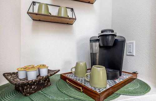 Dubuque House | Annie`s on Adair - NO Step Entry