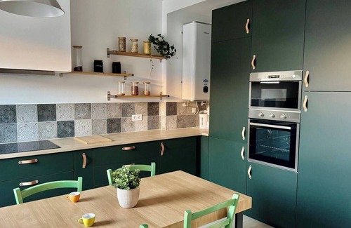 Arques House | Annie's peaceful waterfront home