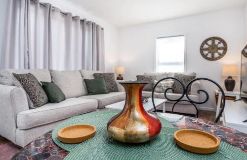 Dubuque House | Annies on Adair - NO Step Entry