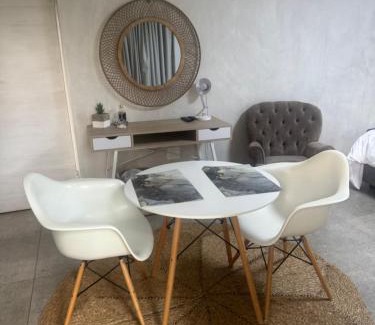 Kempton Park Apartment | Annie’s Place Self Catering 2