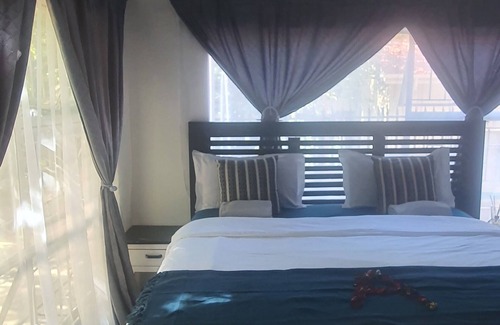 Pretoria House | Anopam Guest House