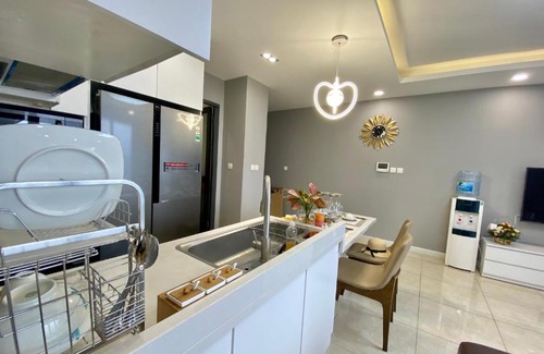 Trung Hoa Nhan Chinh Apartment | Anstay Căn Hộ Mơ Mộng 3 Ngủ D'capital Hà Nội