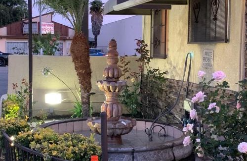 Lynwood Hotel | Apache Inn