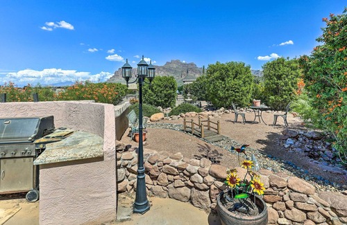 Apache Junction House | Apache Jct Abode w/ Balcony & Mountain Views!
