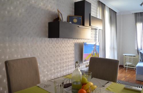 Saints Constantine and Helena Apartment | Apartment 3 In Complex Splendid