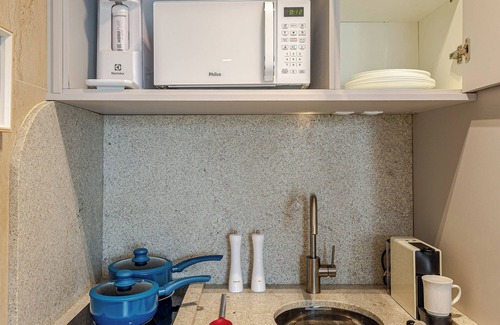 Cerqueira Cesar Apartment | Apartment in Jardins near Paulista and Metro (with vacancy)