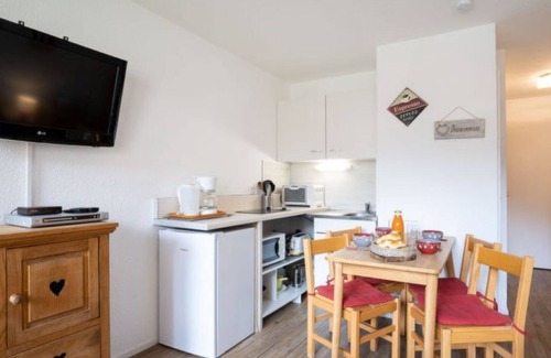 Saint-Francois-de-Sales Apartment | Apart. 4 pers. foot of the slopes Wifi TV garage-FINAL CLEANING INCLUDED