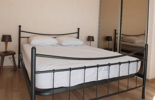 Saint-Gilles-Croix-de-Vie Apartment | Apartment Saint-Gilles-Croix-de-Vie, 1 bedroom, 4 persons