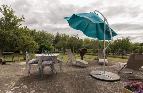 Villefranche-de-Lauragais House | Apartment 100 m2 full foot large terrace overlooking wooded garden