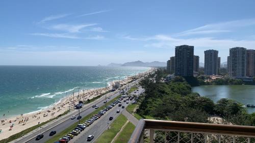Barra da Tijuca Apartment | Apart hotel em frente à praia da Barra da Tijuca, vista total para o mar