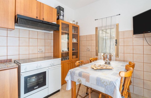 Portopalo di Capo Passero Apartment | Apartment 'Belvedere Sea View' with Sea View, Wi-Fi and Air Conditioning