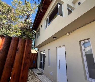 Monte Grande Apartment | APART TRAVEL SUITES, modernos departamentos -15 min Aerop EZE