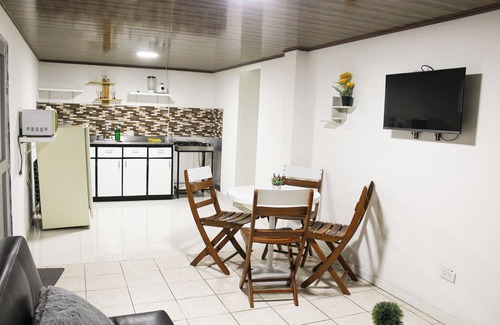 Dosquebradas Apartment | Apartaestudio Central con Vista a la Naturaleza