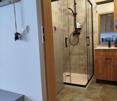 Skrzeszew Apartment | Apartament Lawendowy