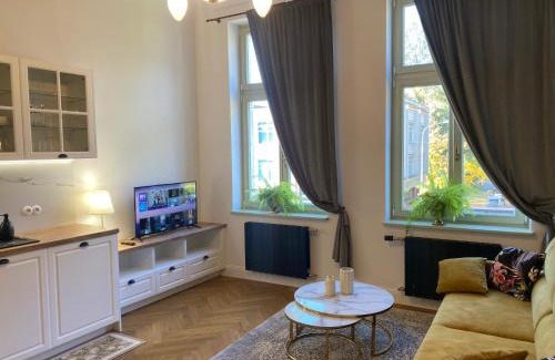 Olsztyn Apartment | Apartament Mała Secesja - dla wyjątkowych gości, więcej niż hotel - 120 lat historii, komfort, prywatność