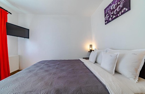 Rasnov Apartment | Apartament Mili