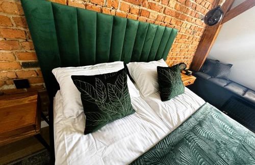 Stare Miasto Apartment | Apartament Miodowy - DARMOWY PARKING - KlMATYZACJA - WIFI