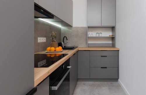 Wzgorze Swietego Maksymiliana Apartment | Apartament przy Promenadzie Nadmorskiej Polanka Redłowska Gdynia by Noclegi Renters