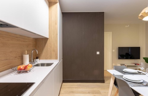 Castanos Apartment | APARTAMENTO 5 by HiBilbao