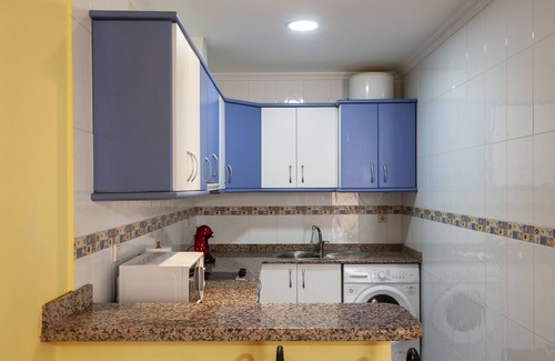 Puente De Genave House | APARTAMENTO AZAHAR 2E - Rustic apartment with free WiFi.