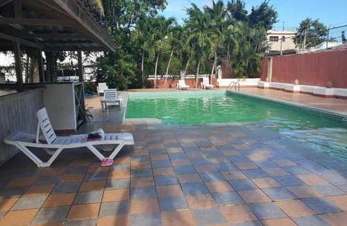 Reparto Ibarra Apartment | Apartamento completo con piscina a 3mts de la playa