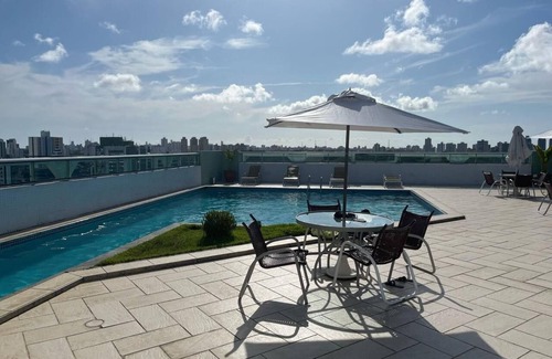 Caminho das Arvores Apartment | Apartamento de 28mts muito bem localizado, ao lado do Shopping da Bahia.