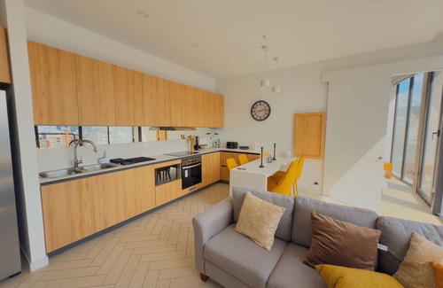 La Carolina Apartment | Apartamento en el edificio más alto UIO