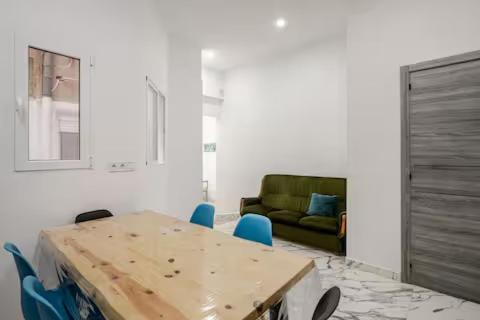 Badalona Apartment | Apartamento en Planta Baja Cerca de la Playa en Badalona