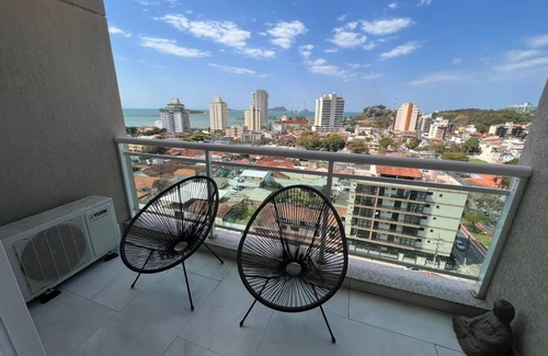 Macae Apartment | Apartamento Loft em Macaé, com Piscina a 2 min da Praia