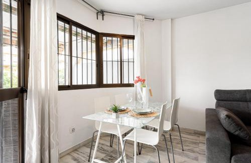 Teatinos Apartment | Apartamento Mefistofeles