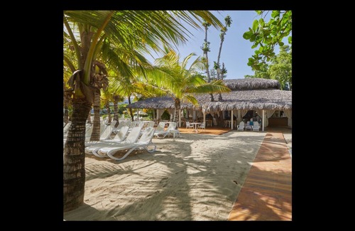 Puerto Plata Apartment | Apartamento moderno con playa y piscina exclusiva, en Playa Dorada