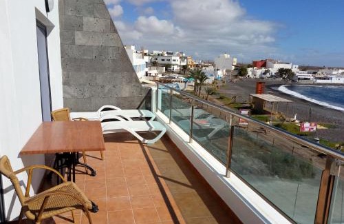 Puerto Lajas Apartment | APARTAMENTO PRIMERA LÍNEA DE PLAYA