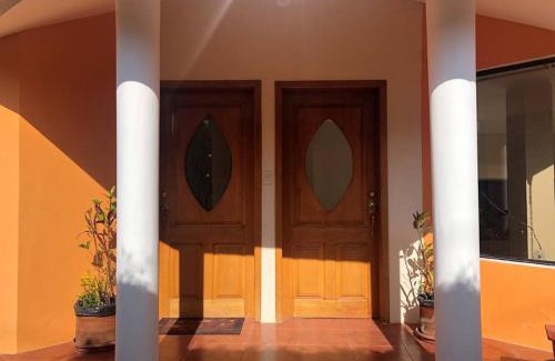 Sangolqui Apartment | Apartamento Tranquilo y Espacioso cerca de Quito