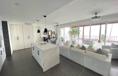Punta Balandra Apartment | Apartamento Vista Mare 5-202