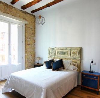 Zaragoza Old Town Apartment | Apartamentos Almada - calle Alfonso - Plaza SAS