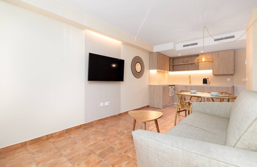 Ciutat de les Arts i les Ciencies Apartment | APARTAMENTOS LAS CIENCIAS I. WIFI + PARKING + AIRE ACONDICIONADO + BALCON