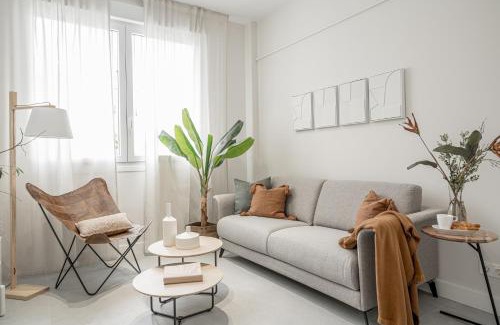 San Jorge Apartment | Apartamentos Pamplona by Clabao